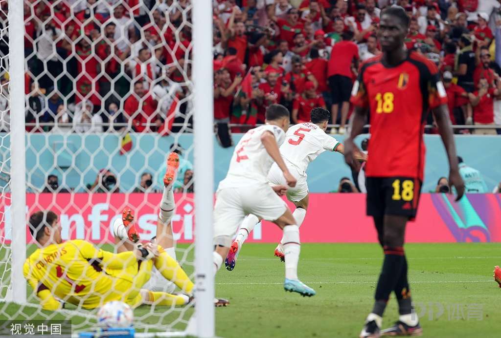 世界杯-比利时0-2摩洛哥 萨比里任意球破门齐耶赫送助攻 5 世界杯-比利时0-2摩洛哥 萨比里任意球破门齐耶赫送助攻
