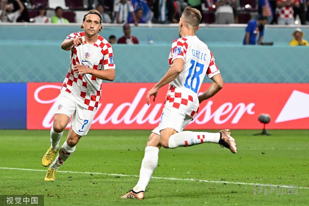 世界杯-克罗地亚4-1逆转加拿大 克拉马里奇双响阿芳2分钟闪击 12 世界杯-克罗地亚4-1逆转加拿大 克拉马里奇双响阿芳2分钟闪击