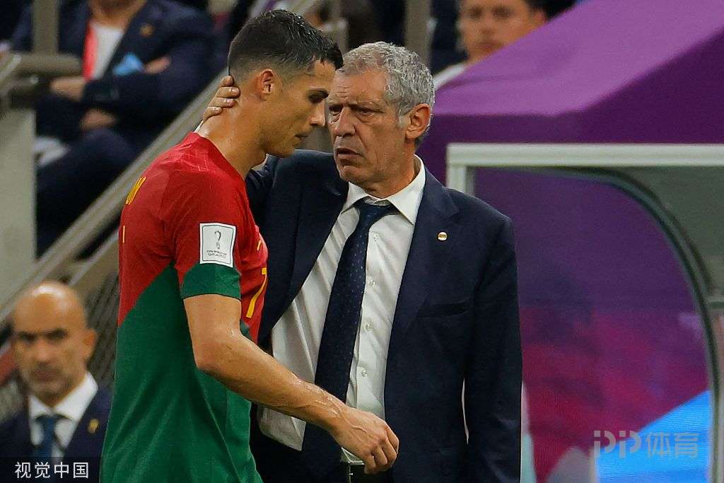 世界杯-葡萄牙2-0乌拉圭提前晋级 C罗造险B费双响 11 世界杯-葡萄牙2-0乌拉圭提前晋级 C罗造险B费双响