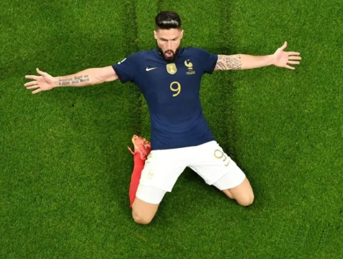 法国用天赋碾压波兰马克龙早已看穿一切